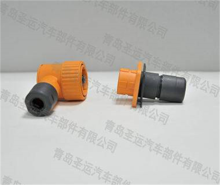 单芯连接器.jpg